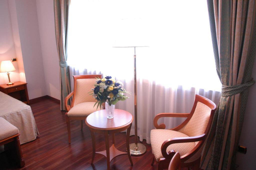 Pilgrim'S Hotel Cicognolo Habitación foto